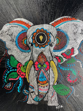 Load image into Gallery viewer, Mandy Elephani