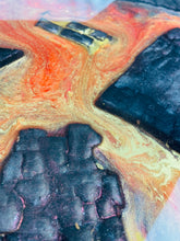 Load image into Gallery viewer, 18” Lava Round