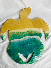 Load image into Gallery viewer, Momma Turtle